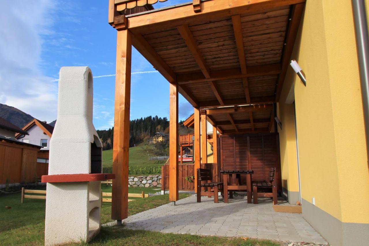Chalet Underhill Kotschach-Mauthen Exteriör bild