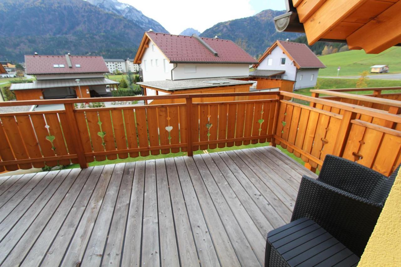 Chalet Underhill Kotschach-Mauthen Exteriör bild
