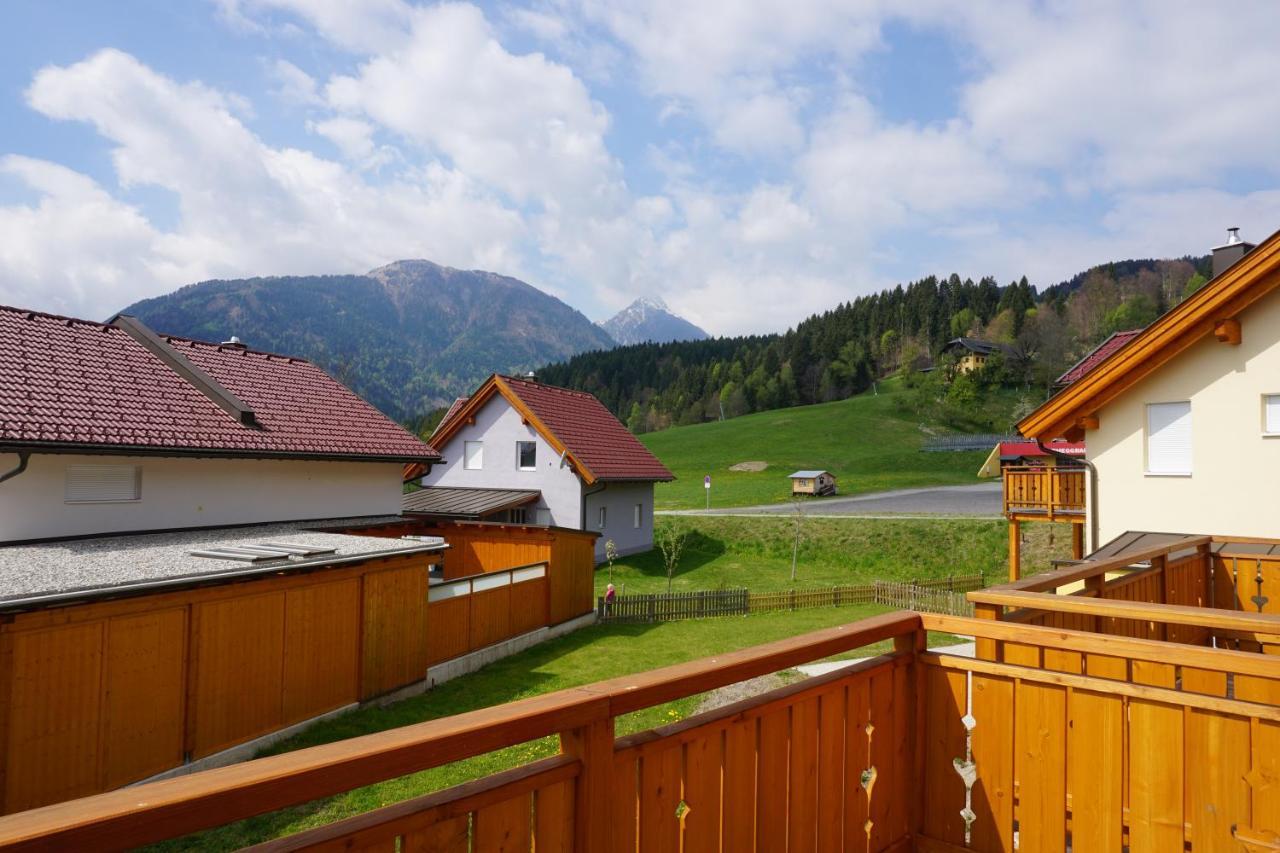 Chalet Underhill Kotschach-Mauthen Exteriör bild